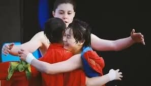 2017 重磅加盟：大谷翔平正式宣布签约洛杉矶天使，开启大联盟“二刀流”神话时代